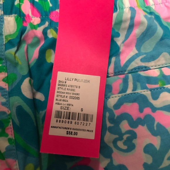 SOLD NWT Lilly Pulitzer shorts - Picture 3 of 3